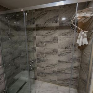 Standaard Kamer met Twee Aparte Bedden